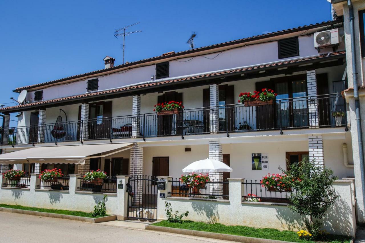 Apartment Dori Πόρετς Εξωτερικό φωτογραφία