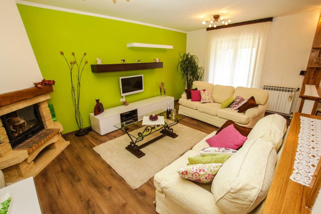 Apartment Dori Πόρετς Εξωτερικό φωτογραφία